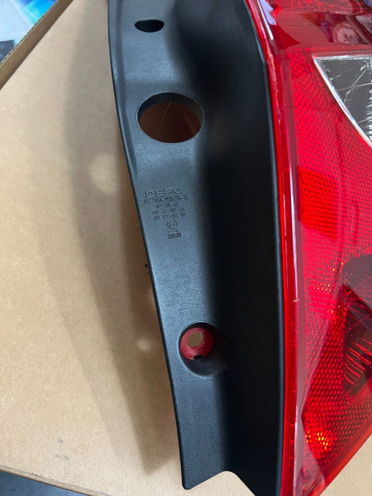 551-1963R-UE FARO FANALE STOP POSTERIORE DESTRO ORIGINALE DEPO RENAULT CLIO III