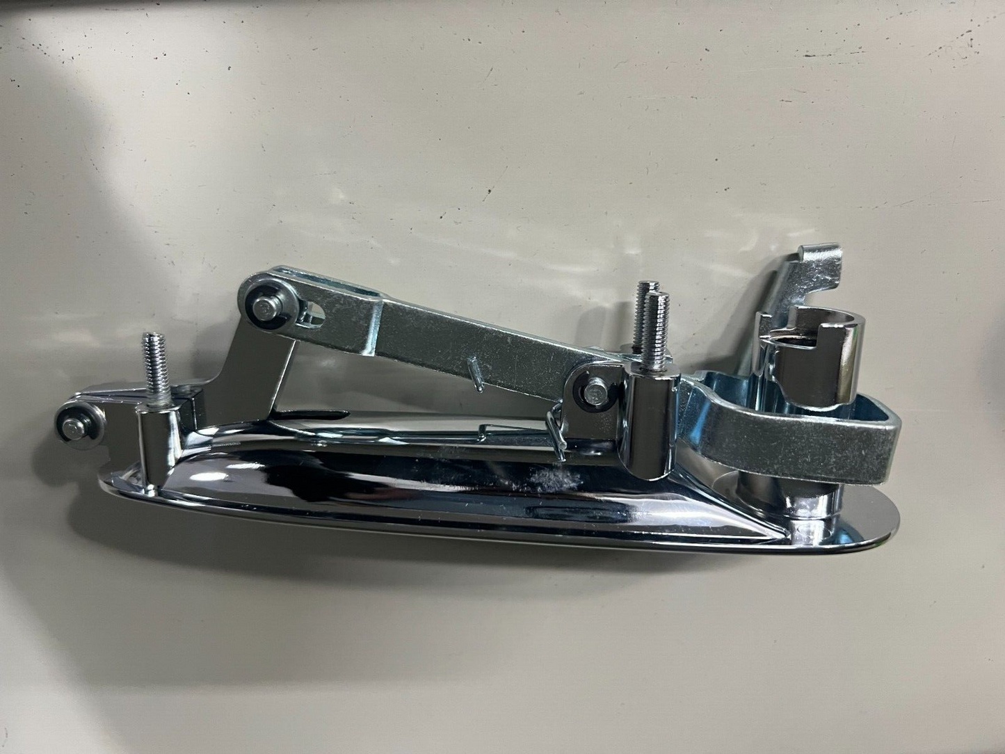 MANIGLIA ESTERNA SINISTRA ORIGINALE ALFA ROMEO SPIDER DUETTO