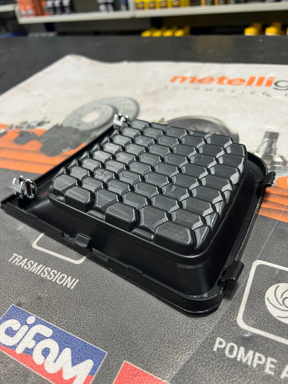 735598591 GRIGLIA PARAURTI ANTERIORE LATO SINISTROJEEP RENEGADE DAL 2014 AL 2018