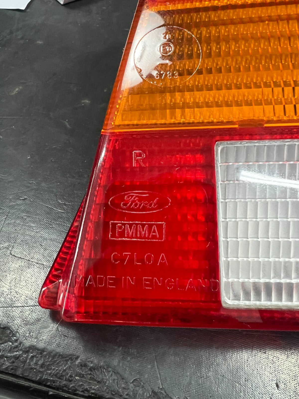 6665923 FANALE FARO STOP POSTERIORE DESTRO ORIGINALE FORD FIESTA 1989 A 1995