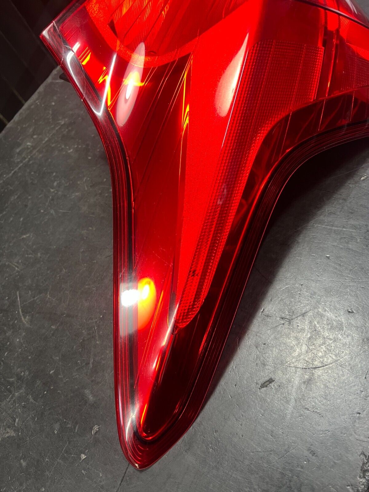 BM51-13405 FARO FANALE STOP POSTERIORE SINISTRO ORIGINALE FORD FOCUS 2010-2014