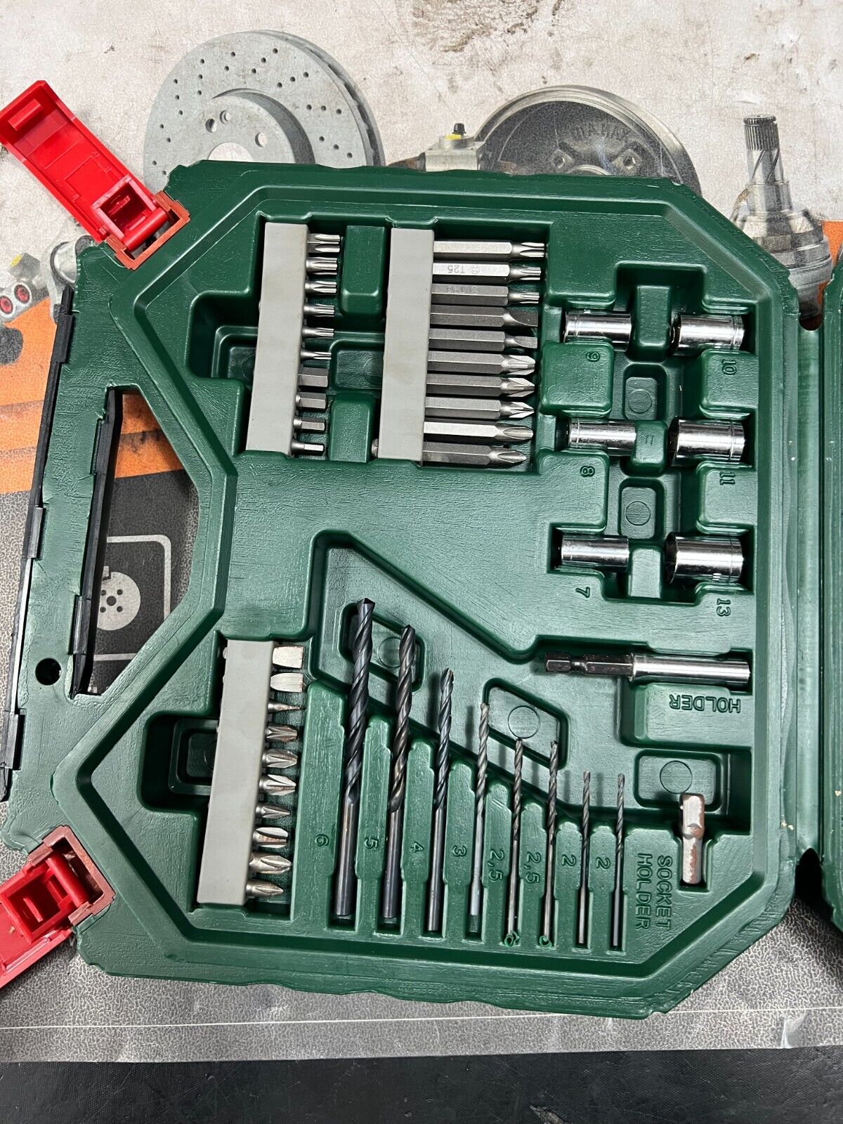 2607010611 BOSCH SET 60 PUNTE-INSERTI PER AVVITAMENTE E FORATURA
