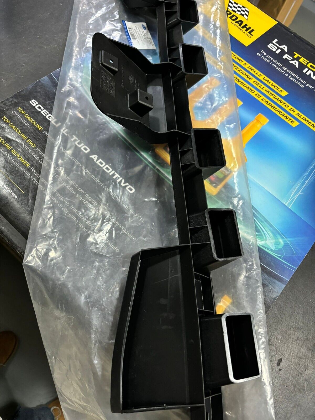 SUPPORTO PARAURTI POSTERIORE COD. 1302697 ORIGINALE FORD