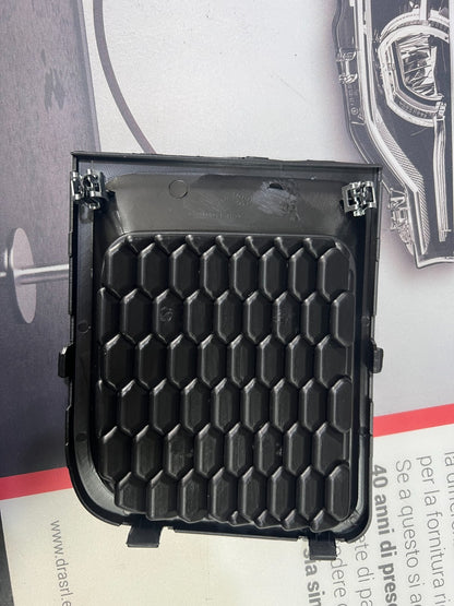 735598592 GRIGLIA PARAURTI ANTERIORE LATO DESTRO JEEP RENEGADE DAL 2014 AL 2018