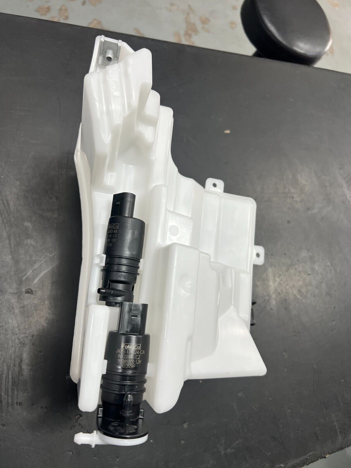 2546248 JX7B-13K175-AG VASCHETTA SERBATOIO LIQUIDO TERGICRISTALLI ORIGINALE FORD
