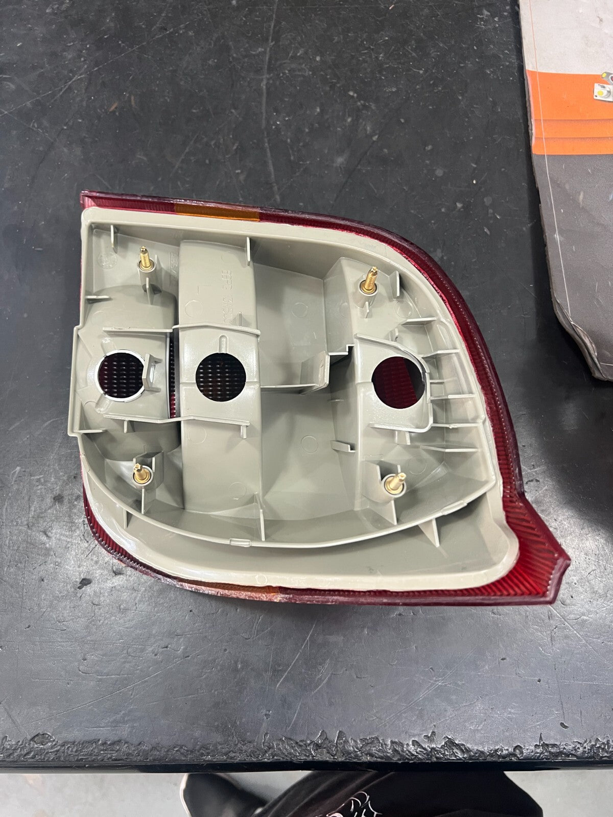 6665924 FANALE FARO STOP POSTERIORE SINISTRO ORIGINALE FORD FIESTA 1989 A 1995