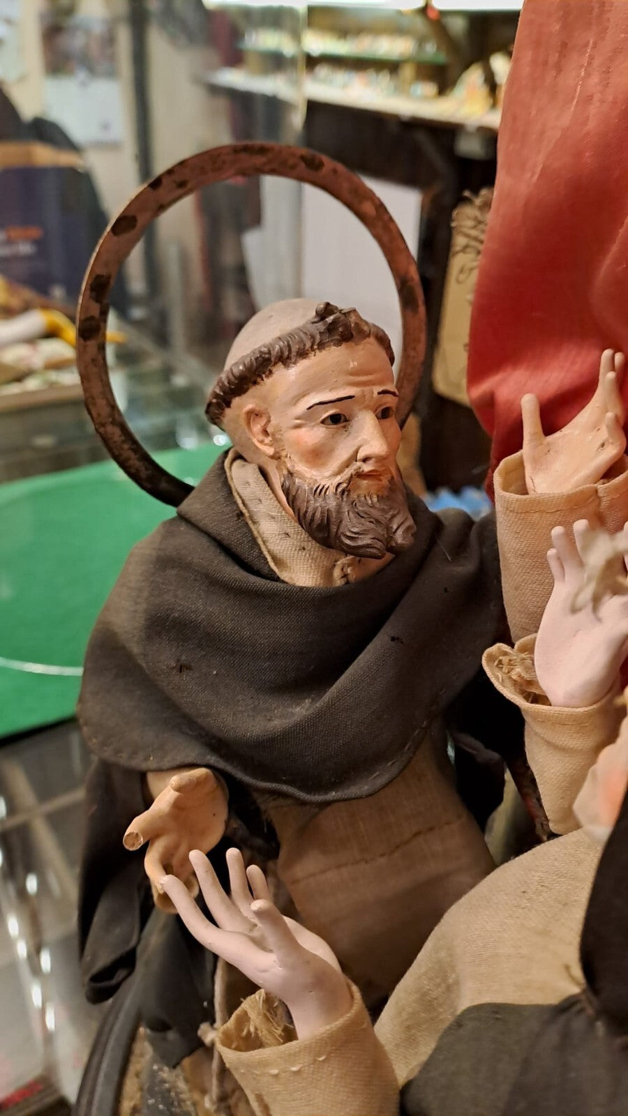 STATUA MADONNA SOTTO CAMPANA DI VETRO ALTEZZA 80 CM E 30 CM CIRCONFERENZA