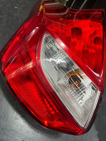 BM51-13405 FARO FANALE STOP POSTERIORE SINISTRO ORIGINALE FORD FOCUS 2010-2014
