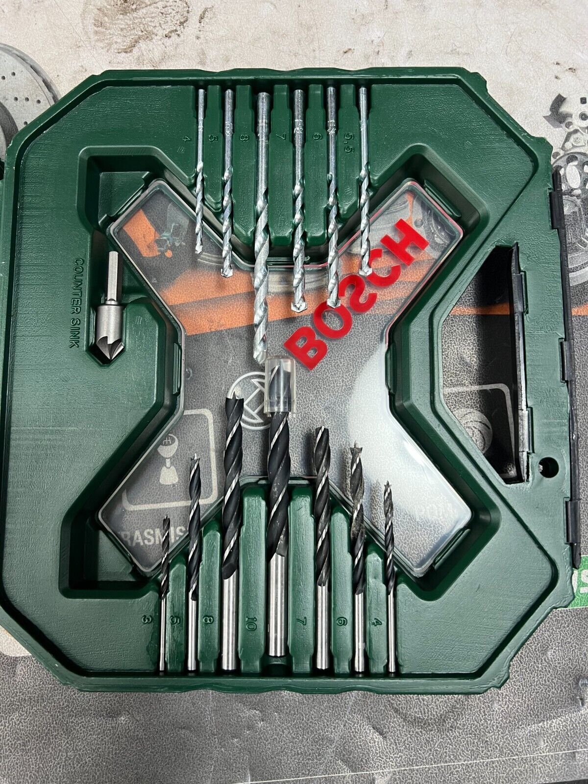 2607010611 BOSCH SET 60 PUNTE-INSERTI PER AVVITAMENTE E FORATURA