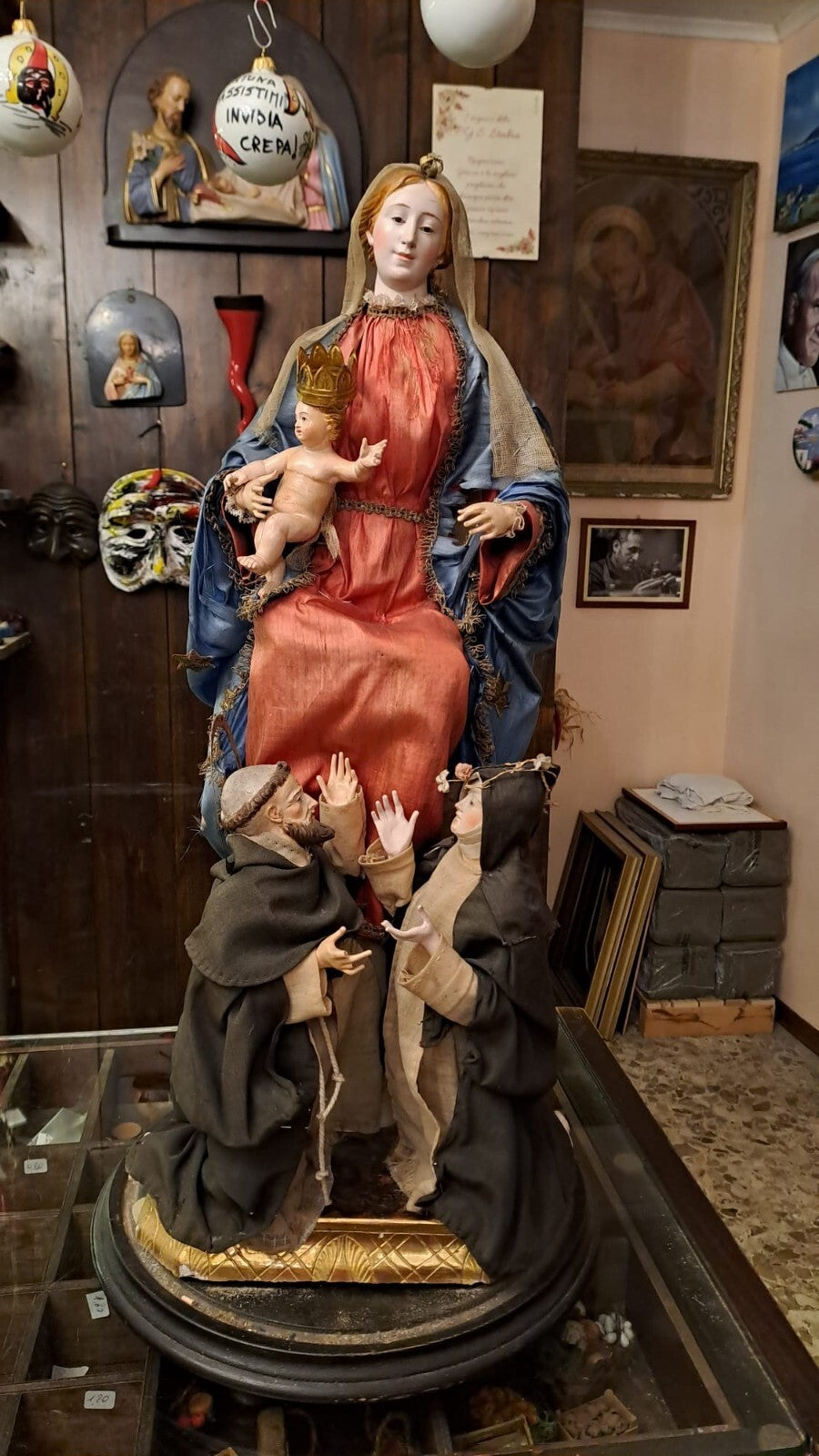 STATUA MADONNA SOTTO CAMPANA DI VETRO ALTEZZA 80 CM E 30 CM CIRCONFERENZA
