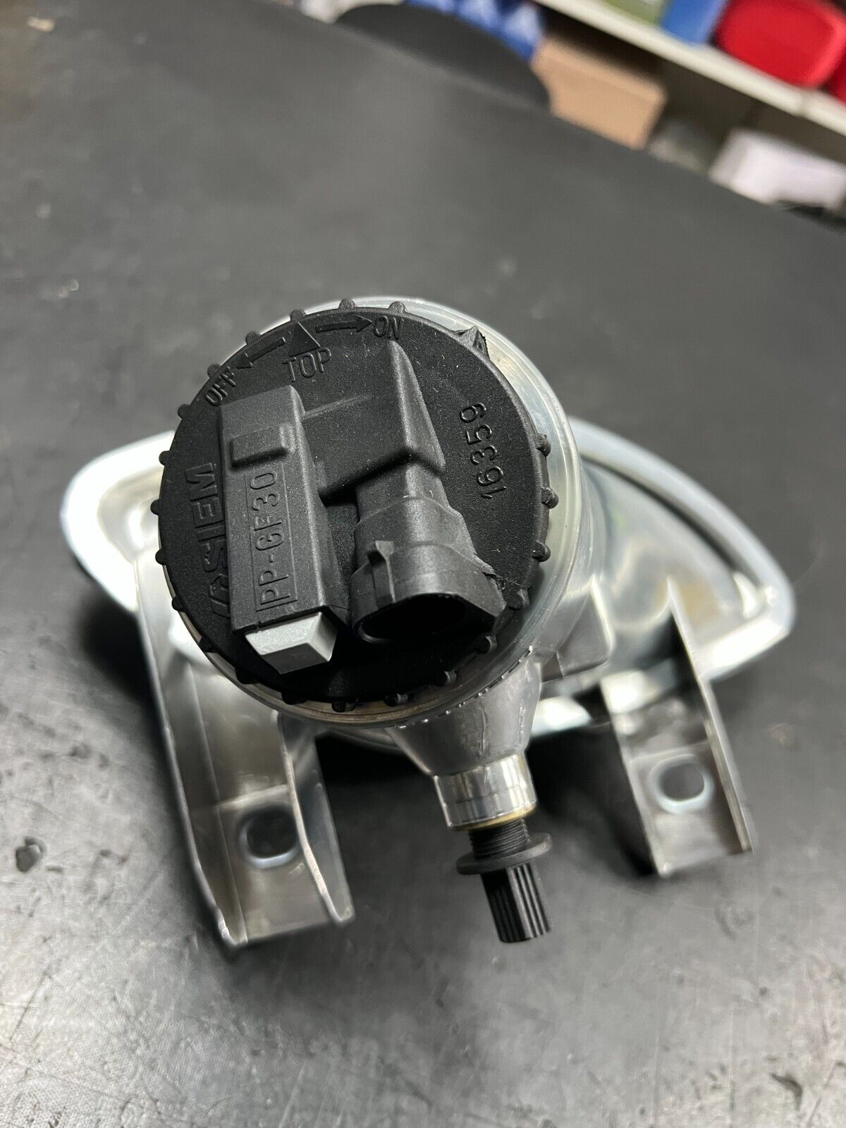 712411101129 LAB472 FARO FENDINEBBIA SINISTRO ORIGINALE MAGNETI MARELLI LANCIA Y
